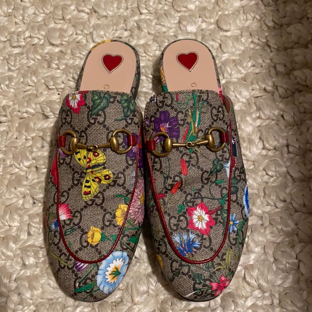 Gucci slides